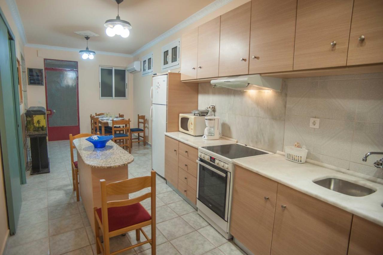 A Central Apartment อาร์กอสโตลี ภายนอก รูปภาพ