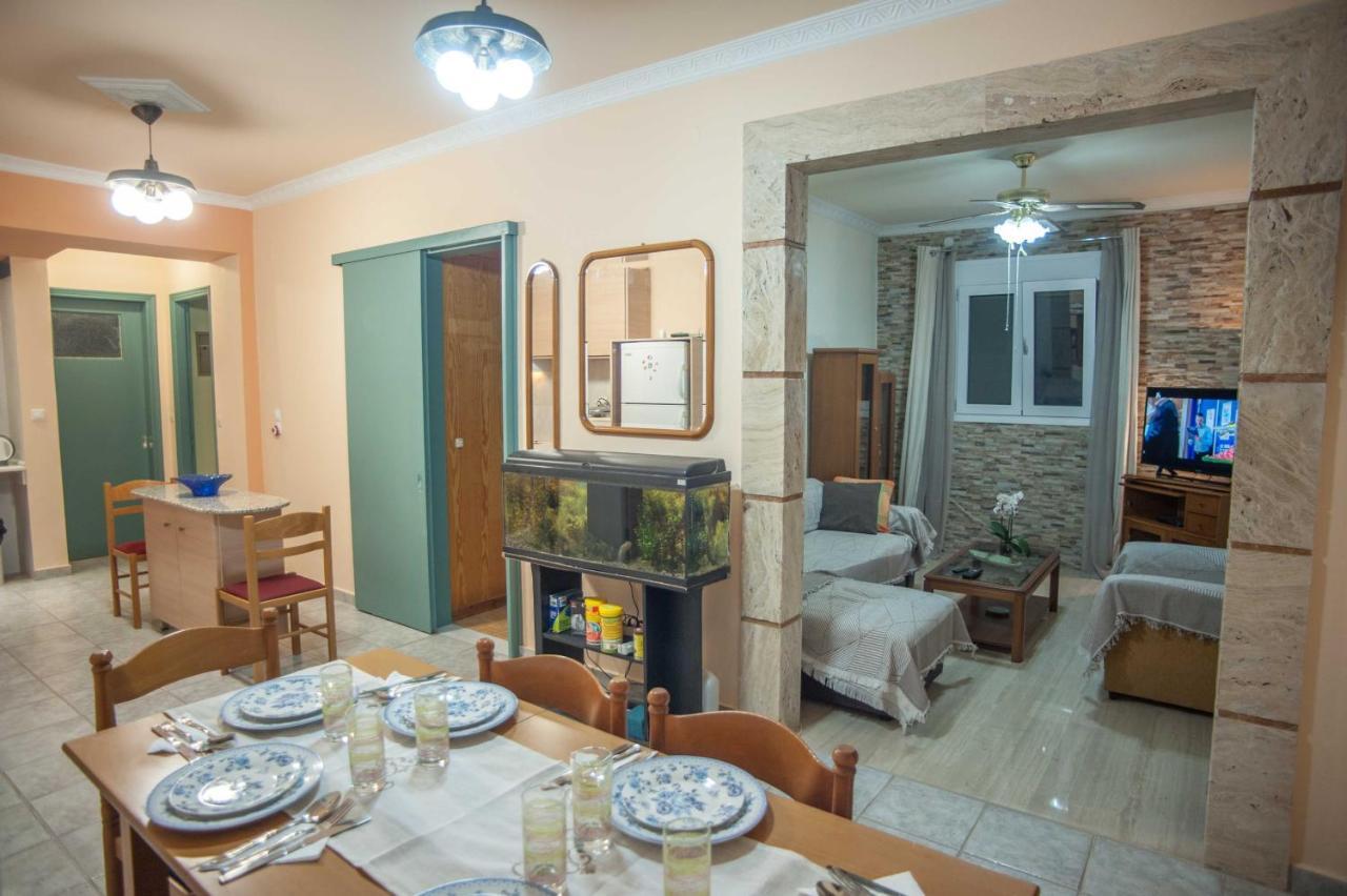A Central Apartment อาร์กอสโตลี ภายนอก รูปภาพ